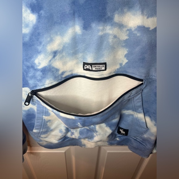 Abercrombie Kids Cloud TieDye Sweatshirt with Controller Pocket 13/14 - Picture 4 of 8
